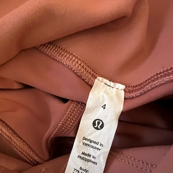 Lululemon Wunder Under Train Leggings - Picture 4 of 4